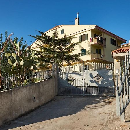 Bouganville House - Casa Vacanze Triparni Zewnętrze zdjęcie