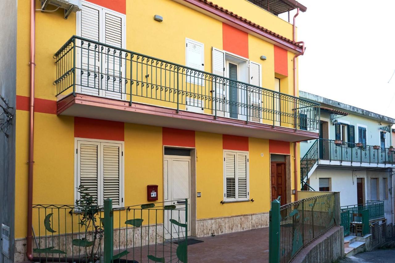 Bouganville House - Casa Vacanze Triparni Zewnętrze zdjęcie