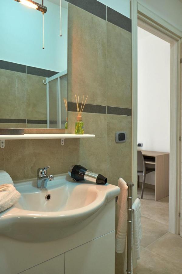 Bouganville House - Casa Vacanze Triparni Zewnętrze zdjęcie