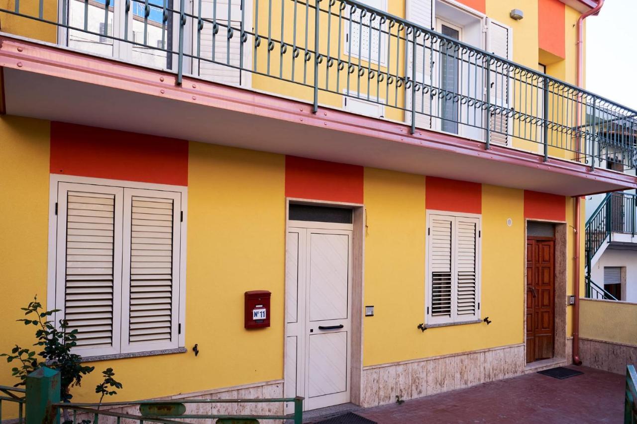Bouganville House - Casa Vacanze Triparni Zewnętrze zdjęcie